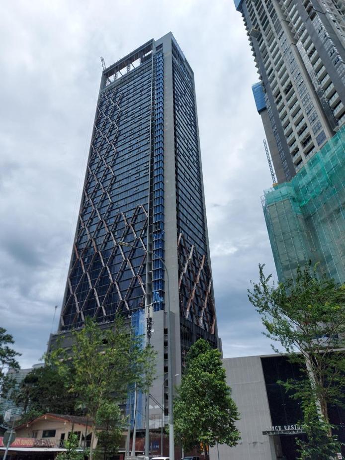 Scarletz Suites Klcc By Gc Luxury Suites Kuala Lumpur Exterior photo